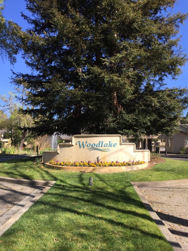 property at 104 Woodlake Dr