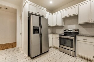 1704 NW 33rd St in Oklahoma City, OK - Building Photo - Building Photo