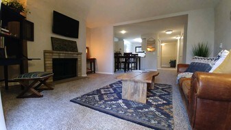 Kirkland Apartments For Rent From 700 Wa Cedar Heights Apartments