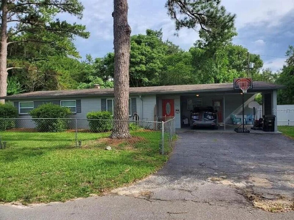 1431 SE 42nd Pl in Gainesville, FL - Building Photo