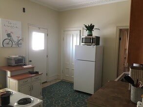 118 Pleasant St, Unit 118 in Concord, NH - Building Photo - Building Photo