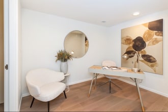 230 7th St, Unit 401 in San Francisco, CA - Building Photo - Building Photo