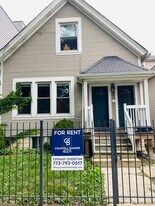 2528 W Charleston St, Unit 1 in Chicago, IL - Building Photo