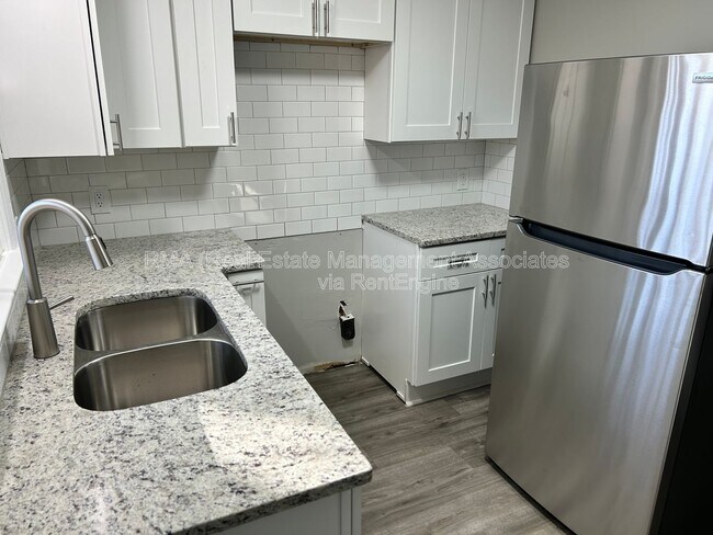 12b Lisa Ln in Griffin, GA - Building Photo - Building Photo