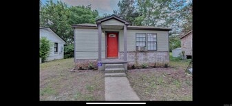 4701 W 31st St in Little Rock, AR - Building Photo
