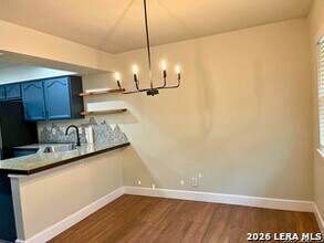 12142 Vista Nogal in San Antonio, TX - Building Photo - Building Photo