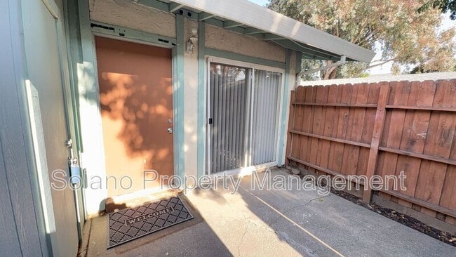 1625 Park Ln in Fairfield, CA - Building Photo - Building Photo