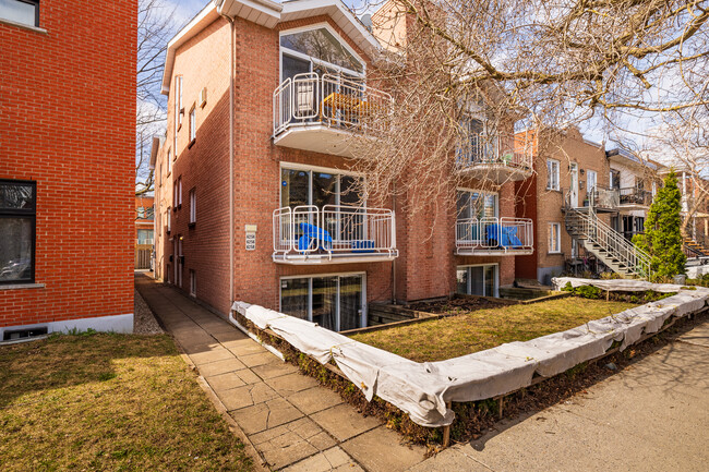 6254-6264 5E Av in Montréal, QC - Building Photo - Building Photo