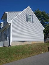 2510 Kent Village Dr in Hyattsville, MD - Building Photo - Building Photo