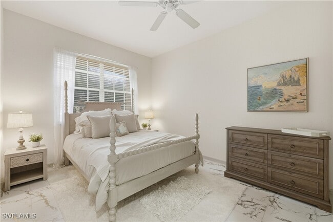 property at 2150 Aberdeen Ln