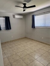 8721 NW 11th St in Pembroke Pines, FL - Building Photo - Building Photo