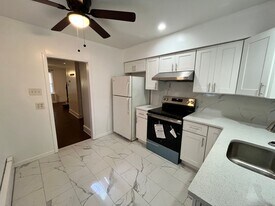 4624 Van Kirk St in Philadelphia, PA - Building Photo