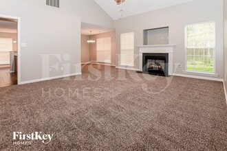 3235 Leicester Dr in Matthews, NC - Foto de edificio - Building Photo