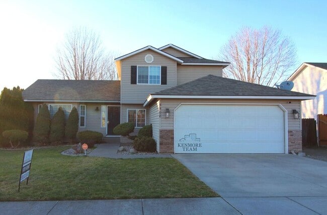 property at 5508 Bakerloo Ln