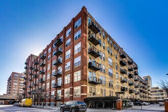 420 S Clinton St in Chicago, IL - Building Photo - Building Photo