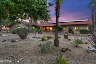 1710 W Camino Dr in Wickenburg, AZ - Building Photo - Building Photo