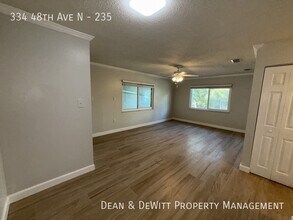 334 48th Ave N in St. Petersburg, FL - Building Photo - Building Photo