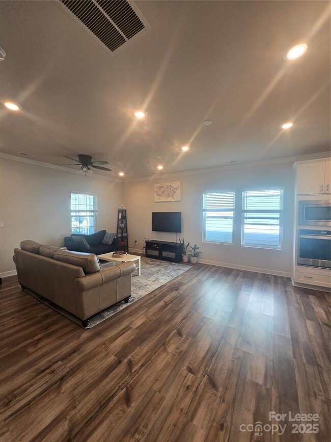 340 Cranford Dr in Pineville, NC - Building Photo - Building Photo