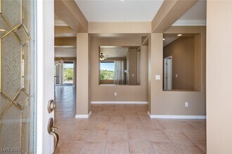 10248 Santo Nina Ct in Las Vegas, NV - Building Photo - Building Photo