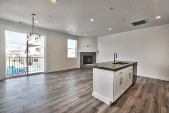 3227 Quarry Springs Dr in Park City, UT - Building Photo - Building Photo