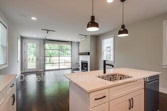 2221B Winford Ave in Nashville, TN - Building Photo - Building Photo