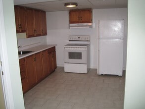 759 Curtis Rd in Peterborough, ON - Building Photo - Building Photo