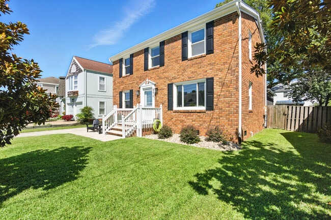 6314 Richmond Pl in Norfolk, VA - Building Photo - Building Photo