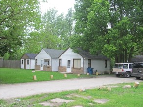 313-315 N Mickley Ave in Indianapolis, IN - Building Photo - Building Photo