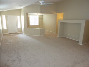 8213 S 51st Dr in Laveen, AZ - Building Photo - Building Photo