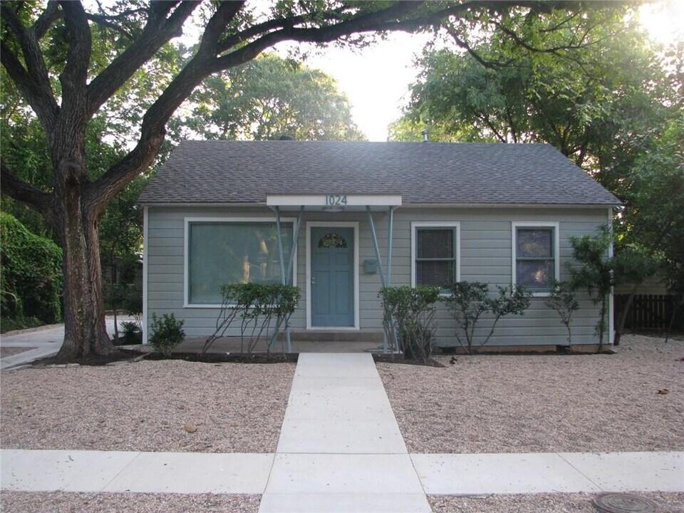 1024 Ellingson Ln in Austin, TX - Building Photo