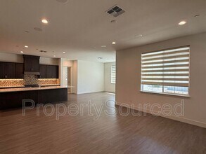 2868 Resthaven Ct in Lathrop, CA - Building Photo - Building Photo