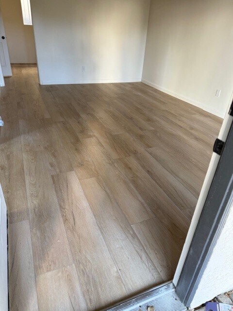 4439 Vista Del Monte Ave in Los Angeles, CA - Building Photo