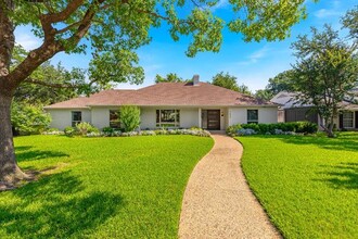 7623 Cliffbrook Dr in Dallas, TX - Building Photo - Building Photo