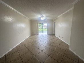 9954 Nob Hill Ct, Unit 9954 in Sunrise, FL - Foto de edificio - Building Photo