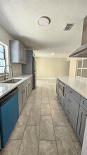 5303 W Cleveland St in Tampa, FL - Building Photo - Building Photo