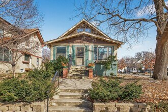 3553 Dupont Ave S in Minneapolis, MN - Building Photo - Building Photo