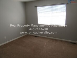332 Spring Creek Pkwy in Providence, UT - Building Photo - Building Photo