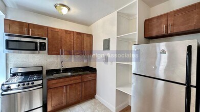 585 W 204th St in New York, NY - Building Photo - Building Photo
