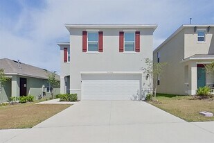 32020 Katelin Cir in Leesburg, FL - Building Photo
