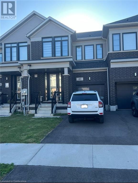 property at 40 Freedom Cres