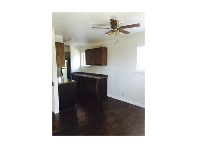 property at 1010 W 23rd St