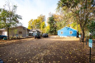 636 S Loomis Ave, Unit D in Fort Collins, CO - Foto de edificio - Building Photo