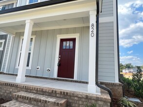 820 Silo Pk Dr in Wake Forest, NC - Building Photo - Building Photo