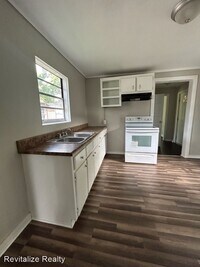 2062 Andrews St photo'