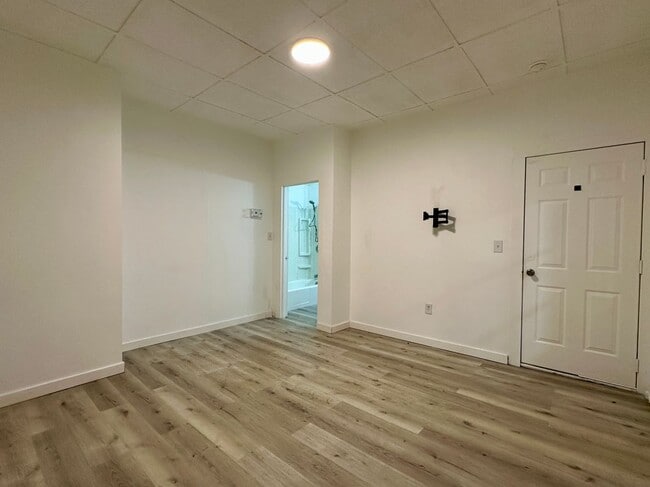 property at 35 Lincoln St