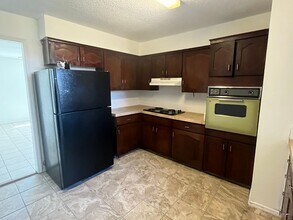 616 W J St in Russellville, AR - Building Photo - Building Photo