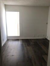 171 Virgil S Ave, Unit 305 in Los Angeles, CA - Building Photo - Building Photo