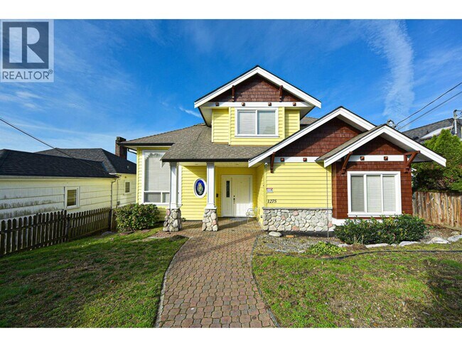 property at 1275 20th St