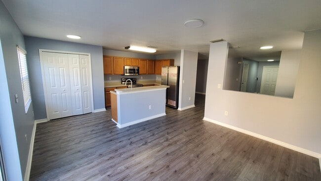 property at 8007 Sutton Terrace Ln