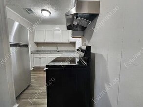 9121 Morris Dr SW in Covington, GA - Building Photo - Building Photo